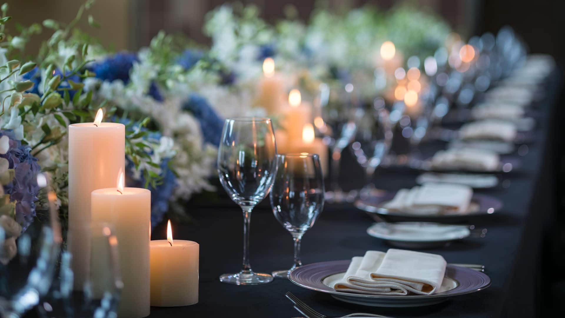 Hyatt Regency Shanghai, Wujiaochang Western Wedding Table