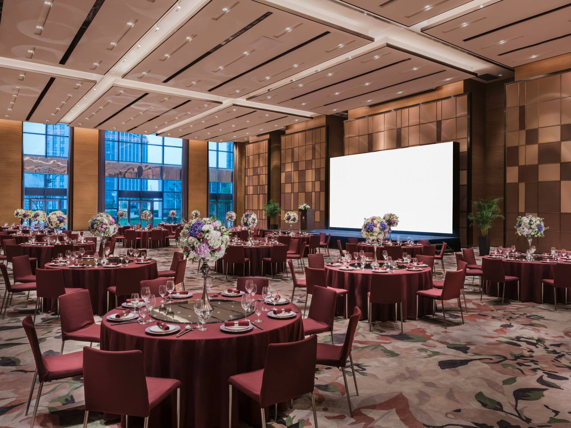 Hyatt Regency Shanghai, Wujiaochang Ballroom Round Table