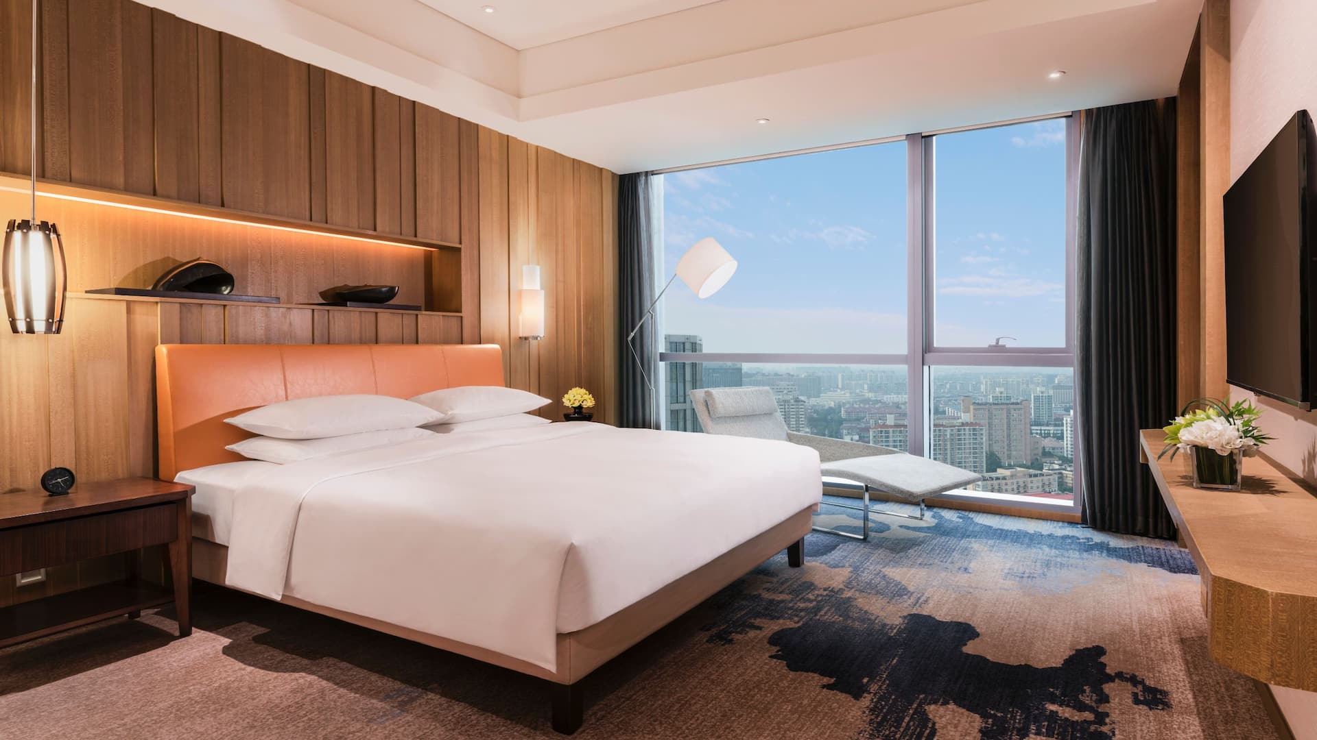 1/1 Hyatt Regency Shanghai, Wujiaochang Regency Suite Bedroom