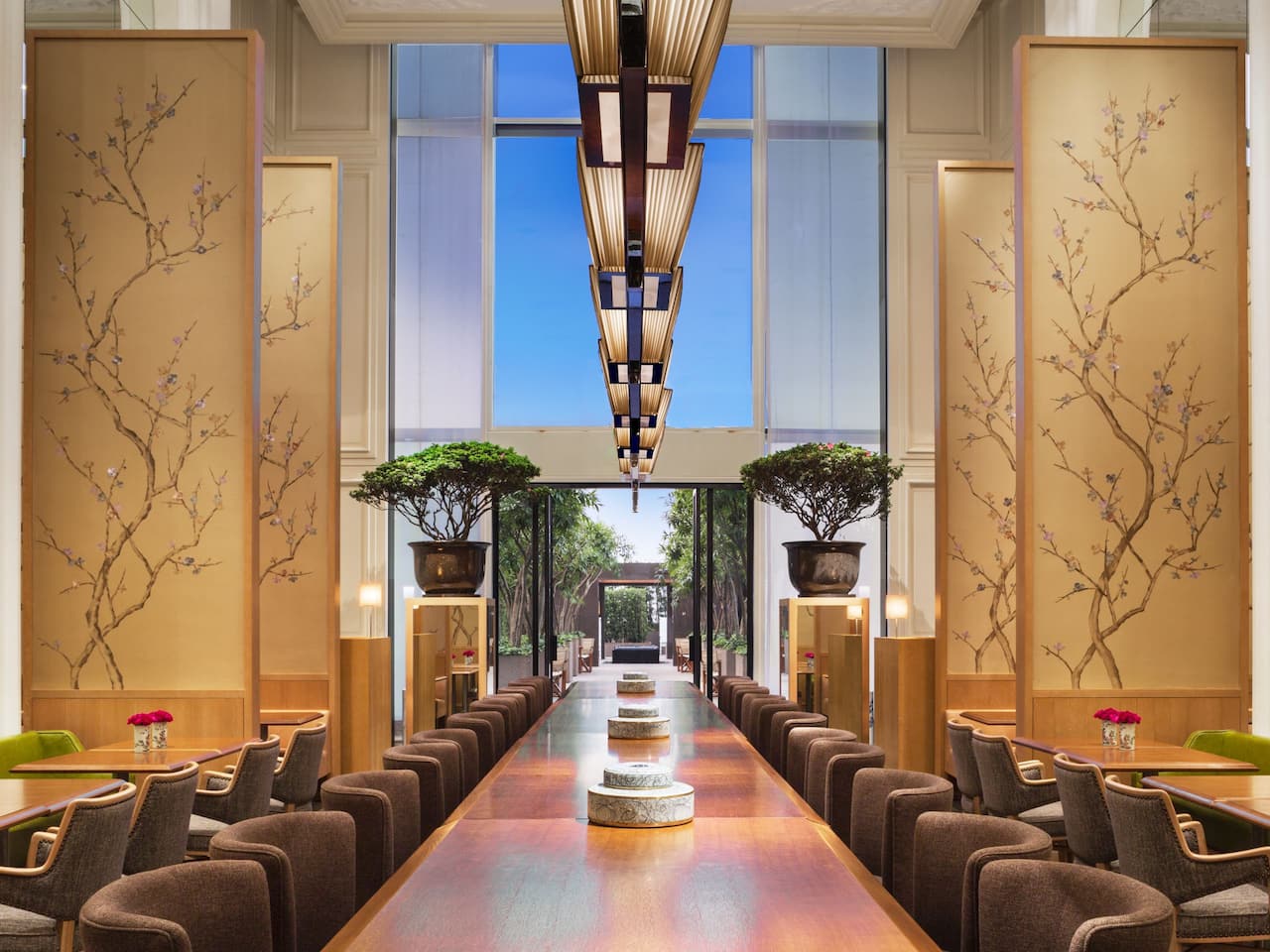 Nougat Dining Hall