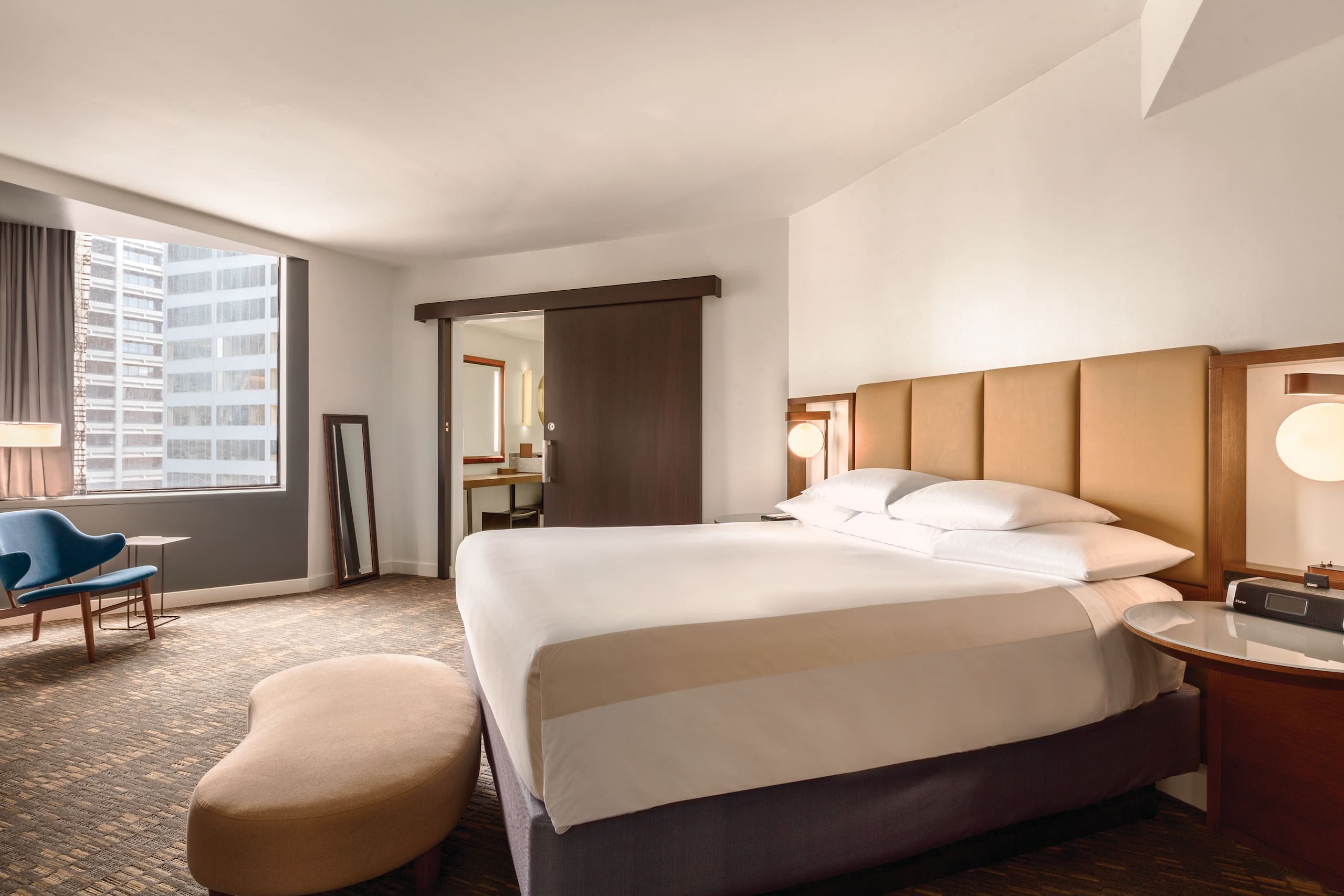 Hyatt Regency Houston One Level Grand Suite Bedroom