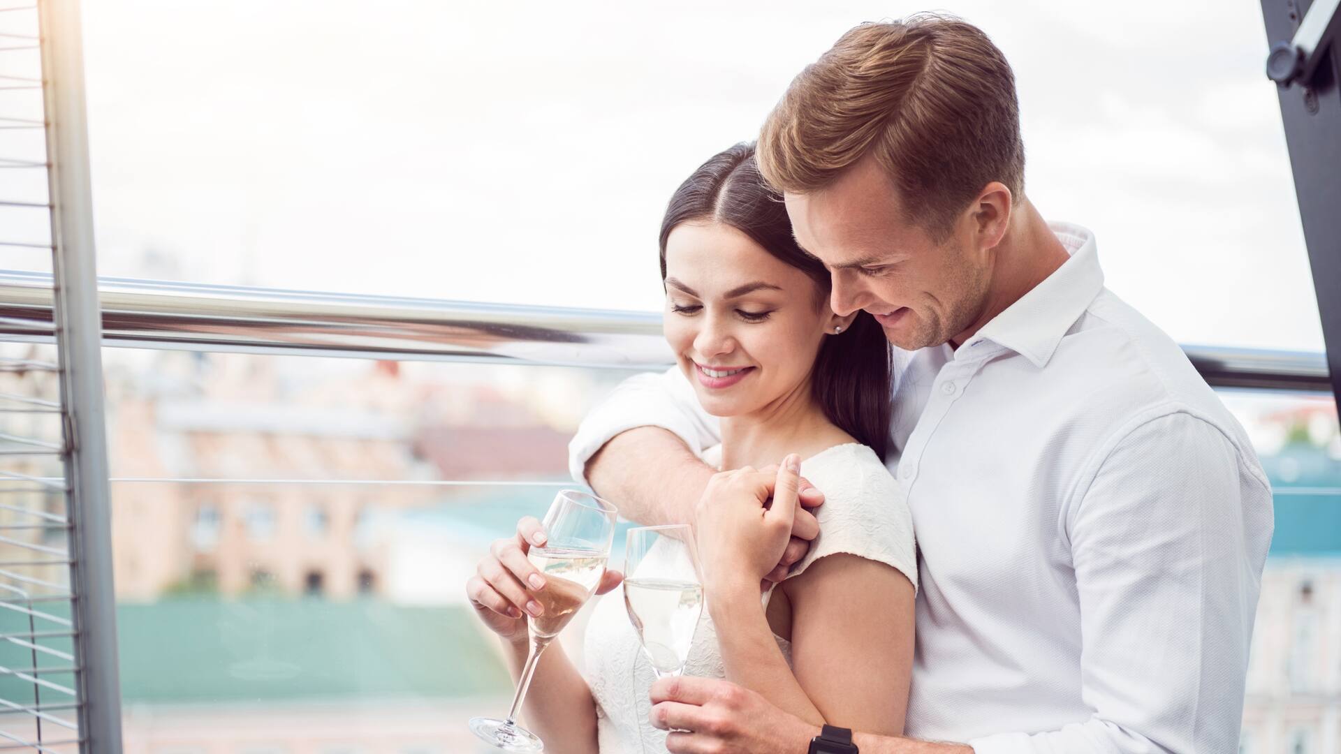 Hyatt Regency Kyiv Couple With Champagne