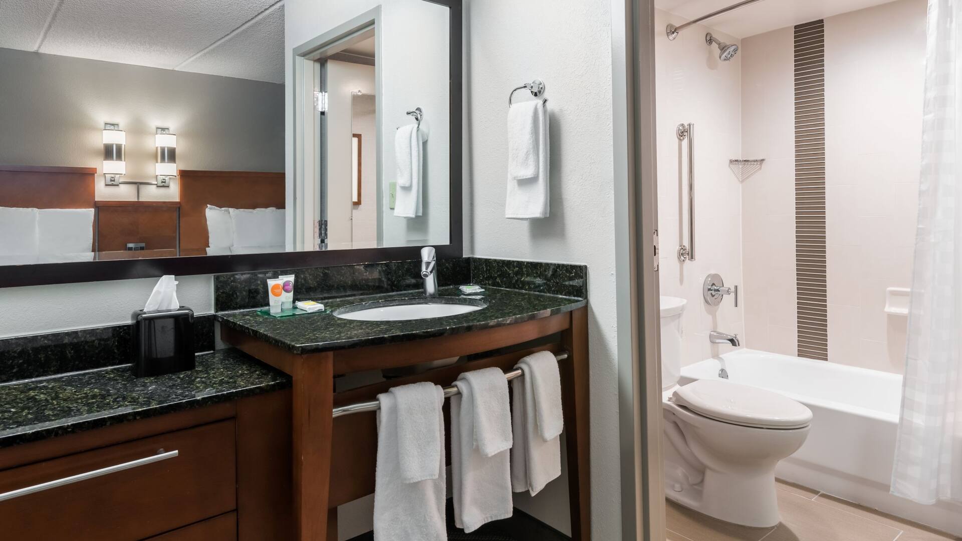 5 of 5 Hyatt Place Atlanta/Duluth/Johns Creek Guest Bathroom Tub