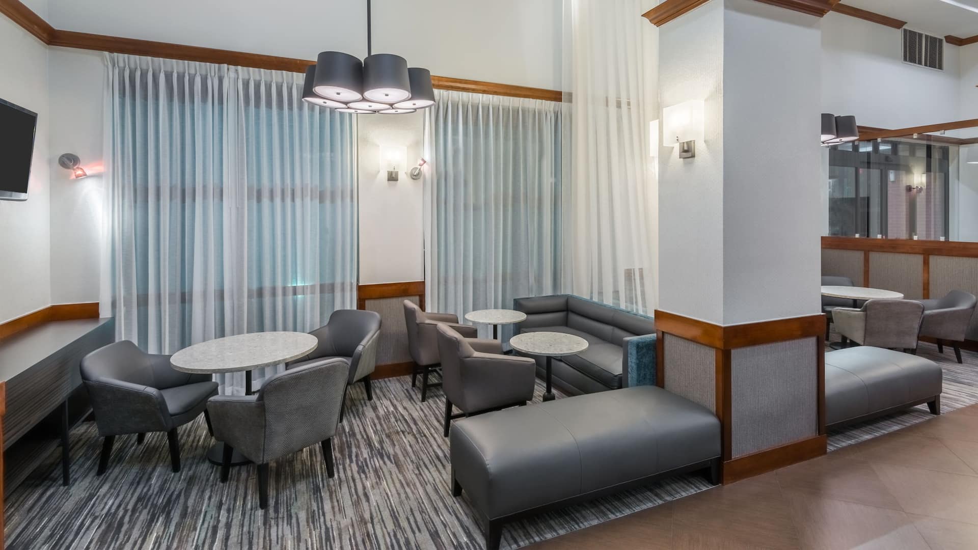 Hyatt Place Atlanta/Duluth/Johns Creek Lobby Seating Area