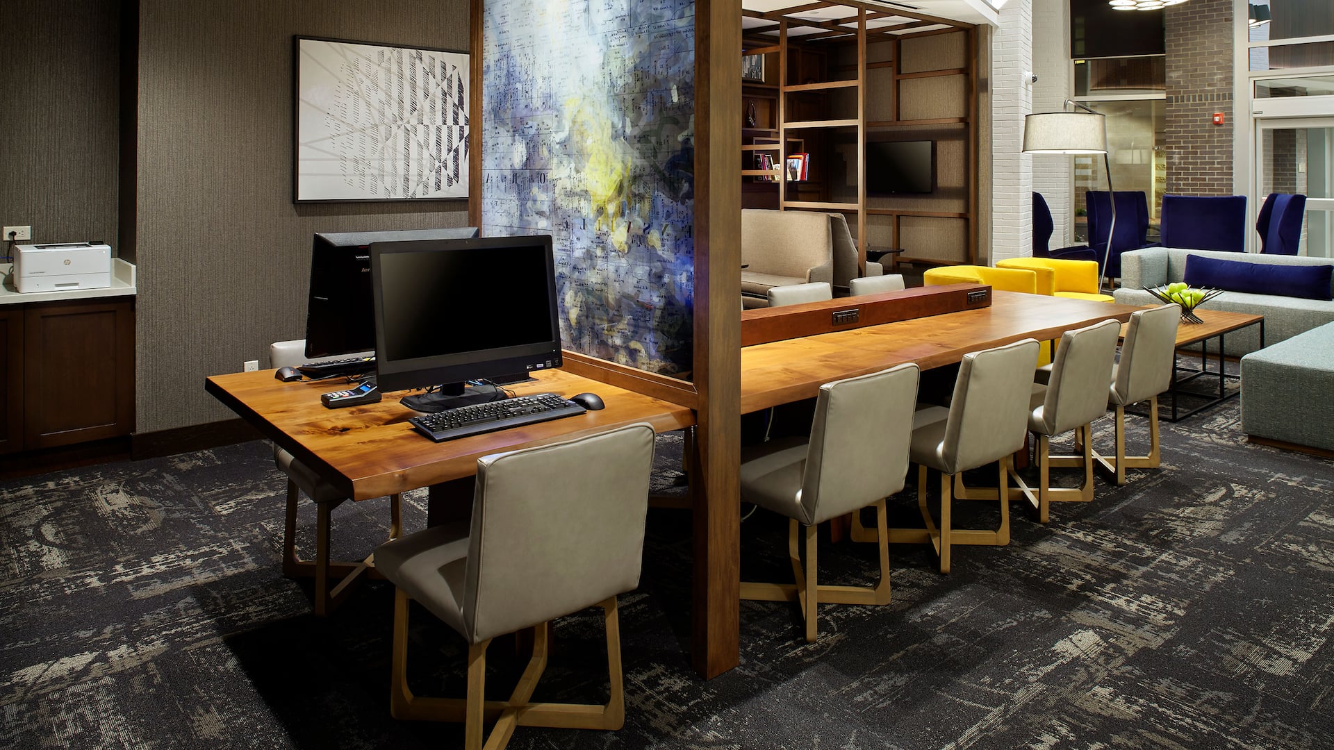 Hyatt Place Cleveland/Lyndhurst/Legacy Village Business Center