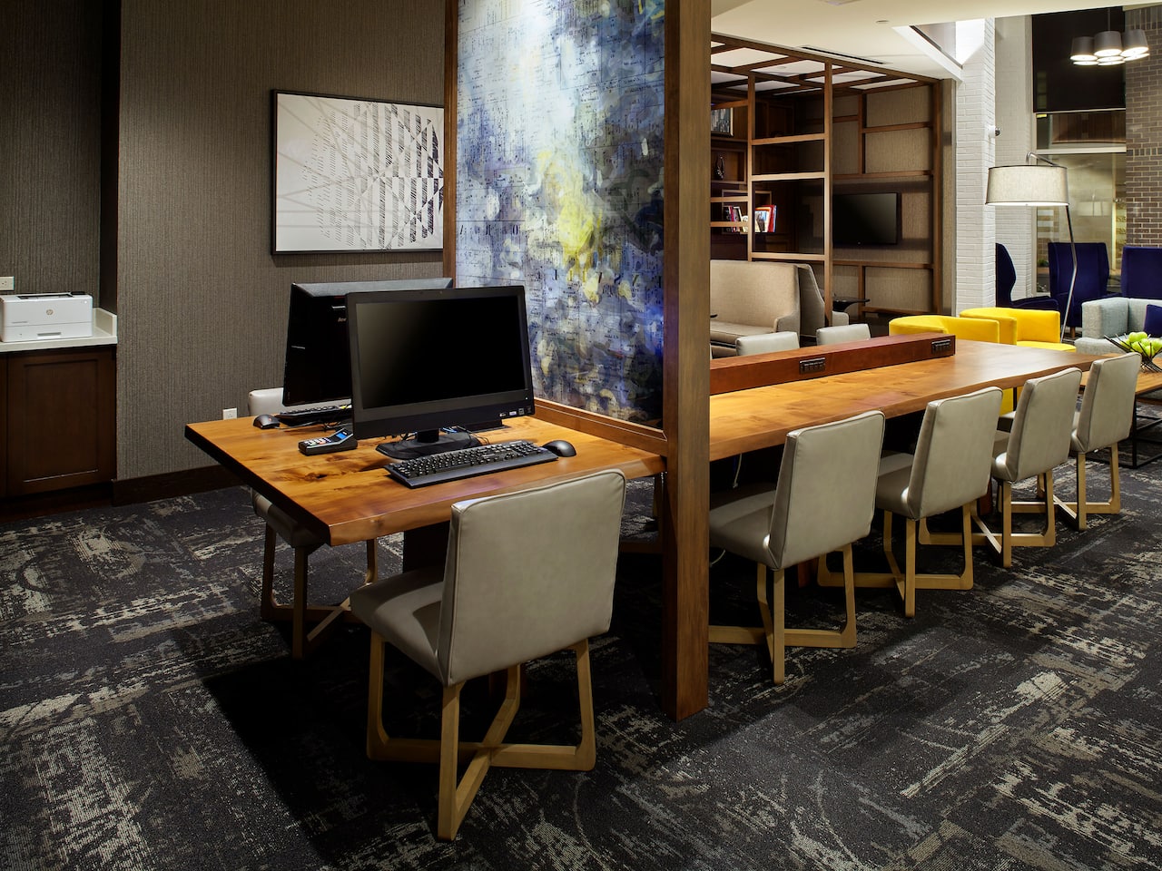 Hyatt Place Cleveland/Lyndhurst/Legacy Village Business Center