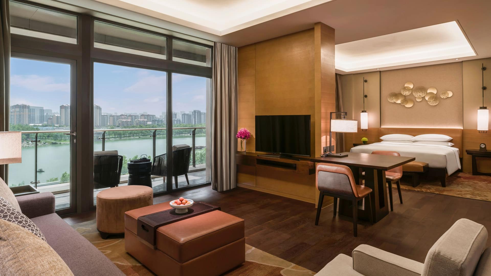 Hyatt Regency Xi'an Deluxe Room King Bed