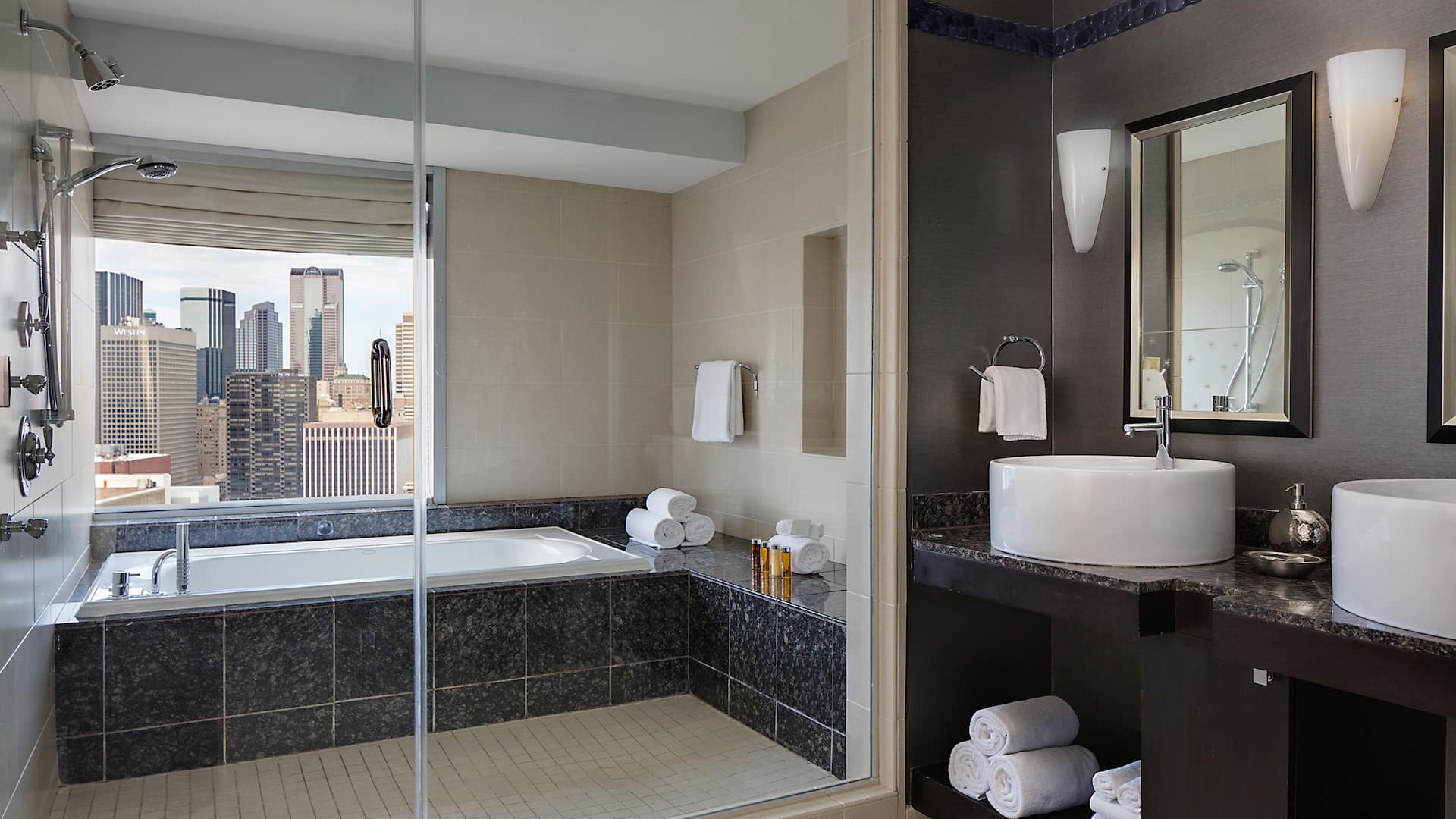 3 of 5 Hyatt Regency Dallas Presidential Suite Bath