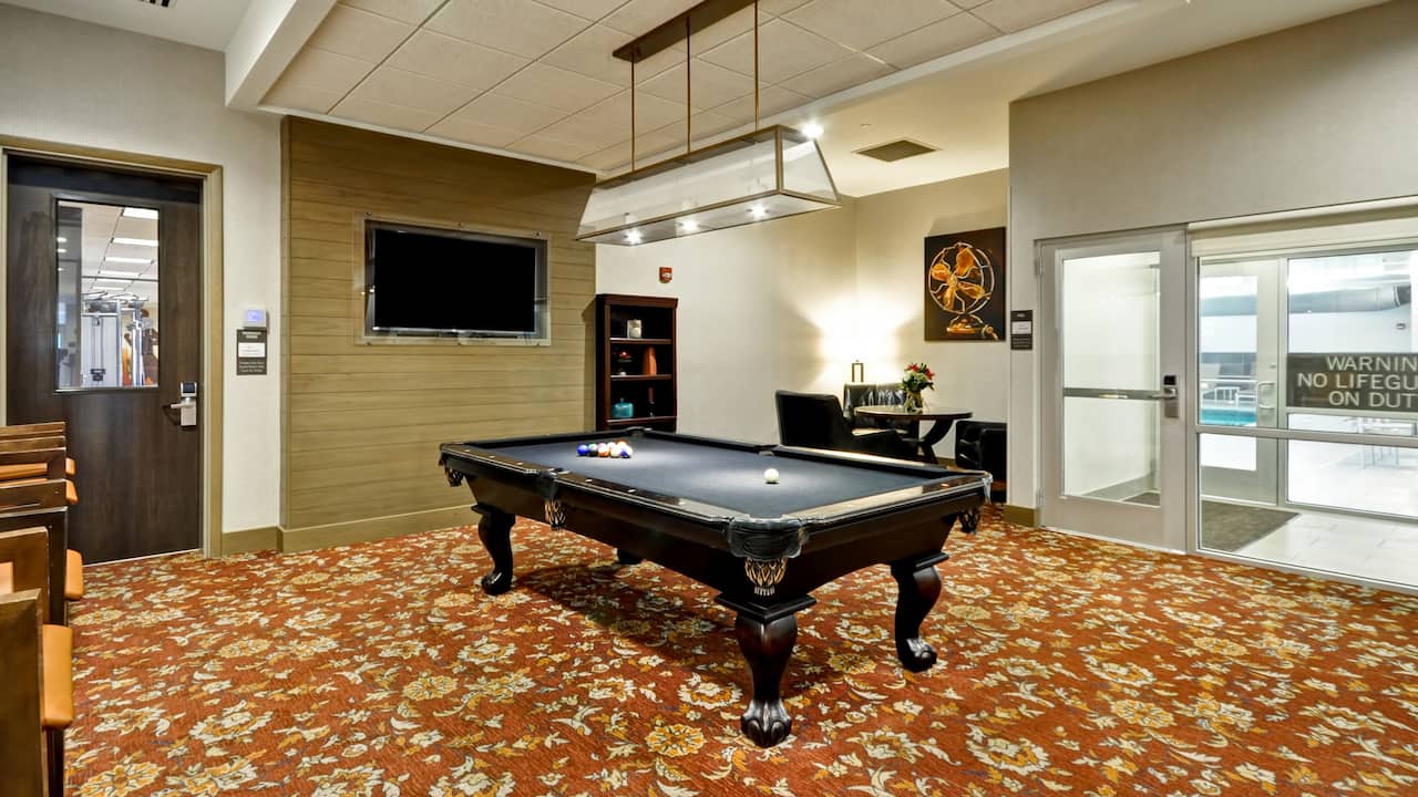 Cobb Galleria hotel with pool table