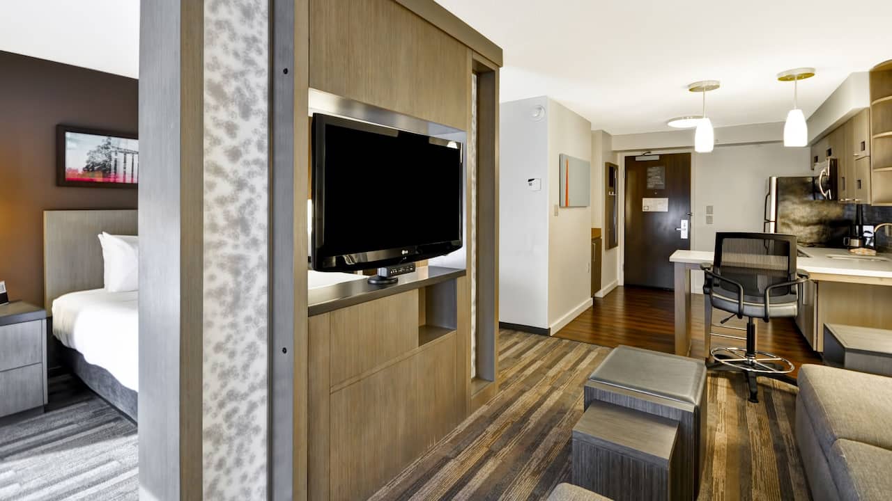 Extended stay Galleria Atlanta hotel with king studio suite