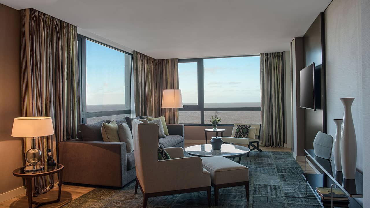 1 de 1 Hyatt Centric Montevideo Executive Suite