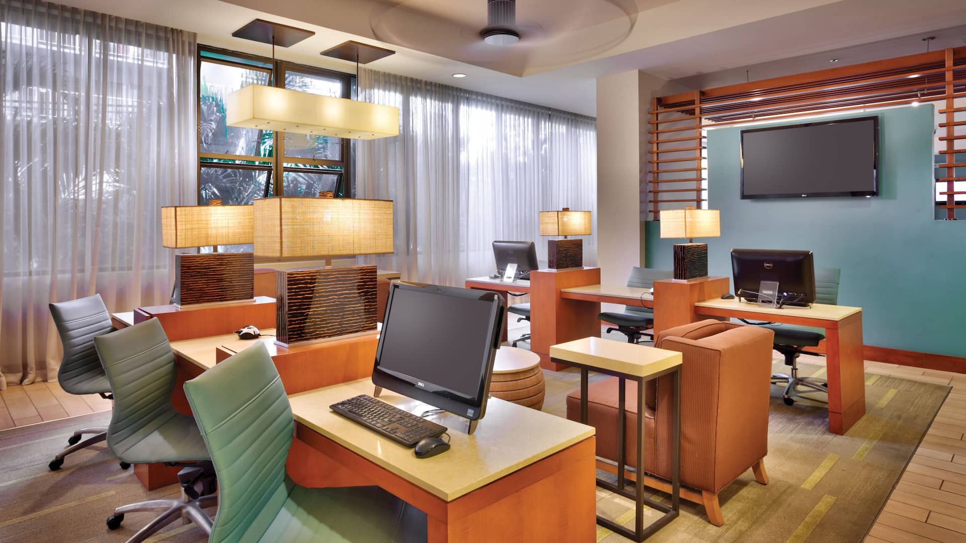 Hyatt Place Waikiki Beach Business Center