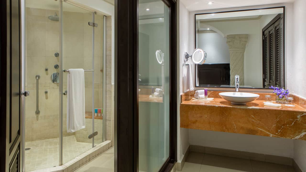 Junior Suite mit Doppelbetten und Meerblick | Hyatt Zilara Cancun
