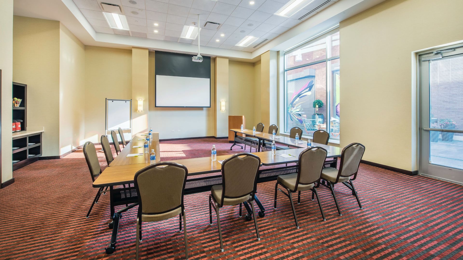 Hyatt Place Cleveland/Westlake/Crocker Park Meeting Place U Shape
