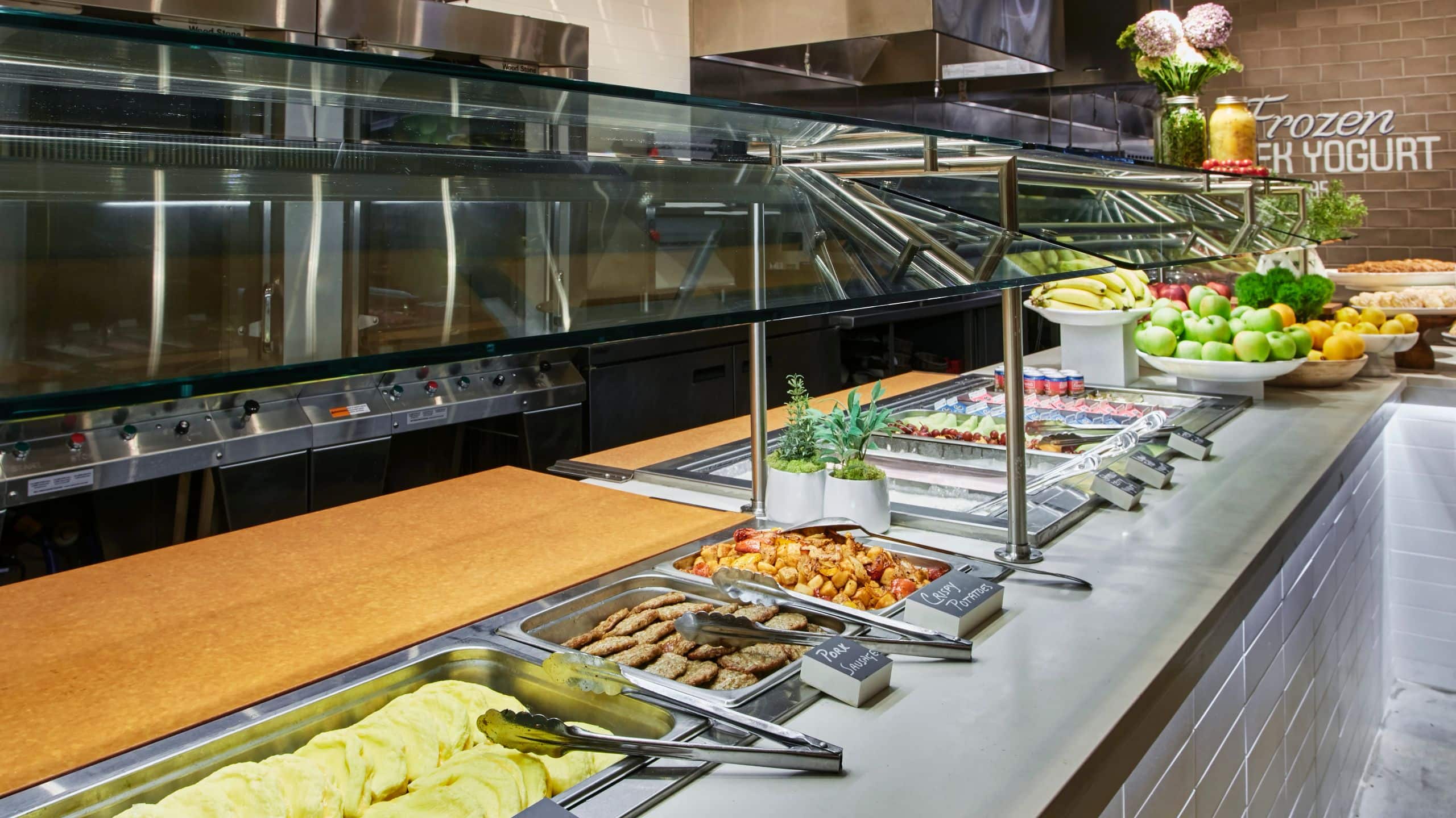 Hyatt Place Chicago/River North Breakfast