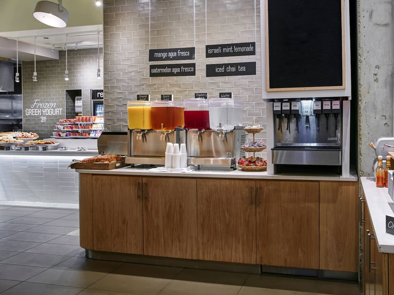 Breakfast Buffet Hyatt Place Chicago/River North 