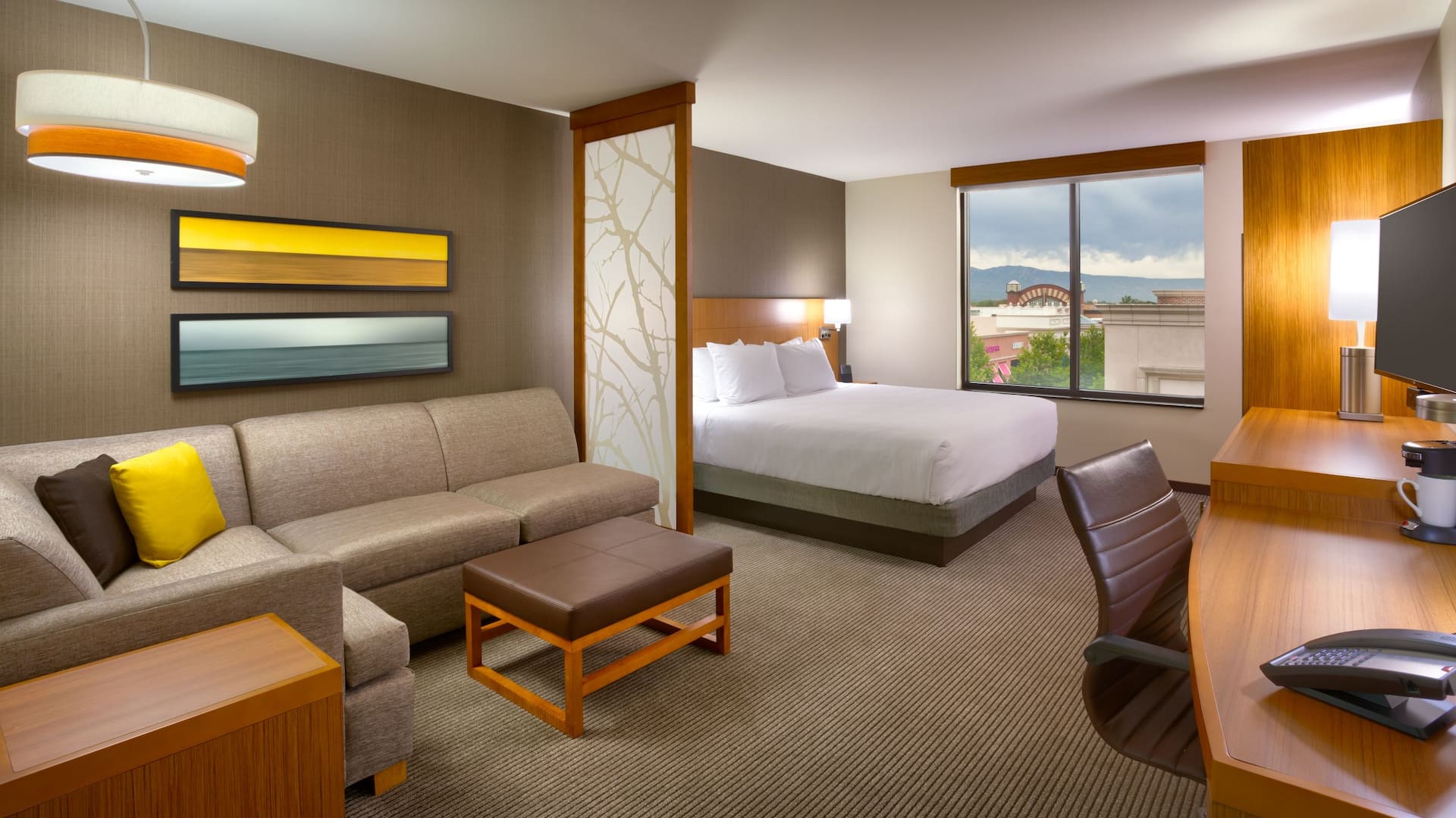 Hyatt Place Salt Lake City/Farmington/Station Park Guestroom King Bed