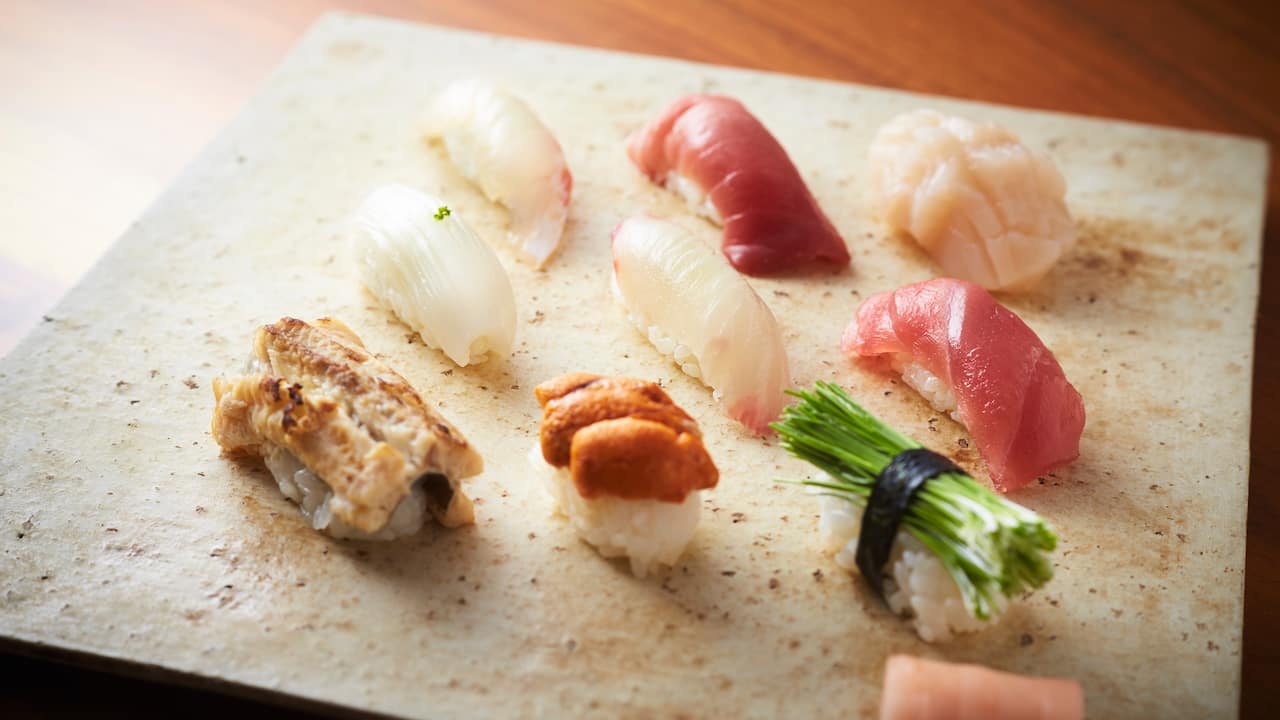 Touzan Food Sushi