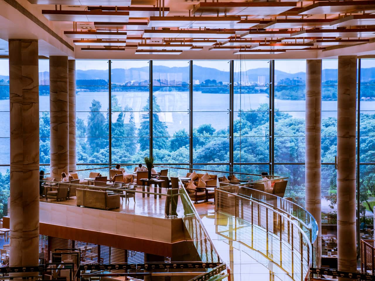 Lobby Lounge with view of the lake