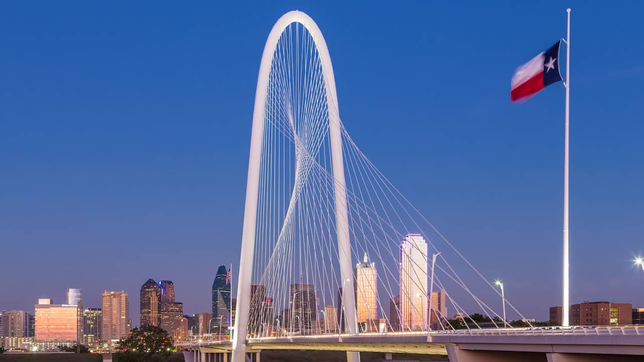 dallas skyline