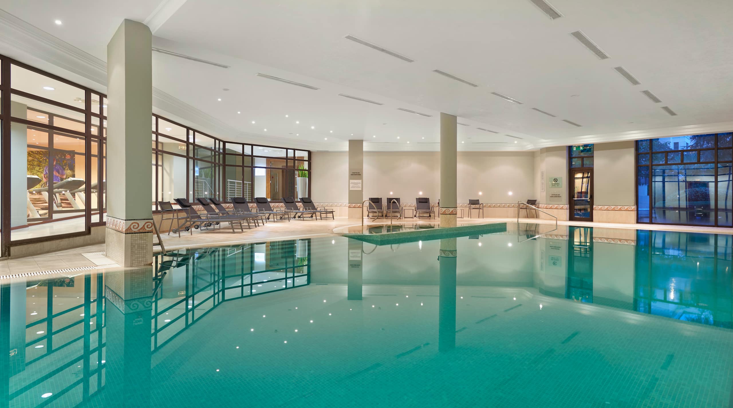 Hyatt Regency Thessaloniki Indoor Pool
