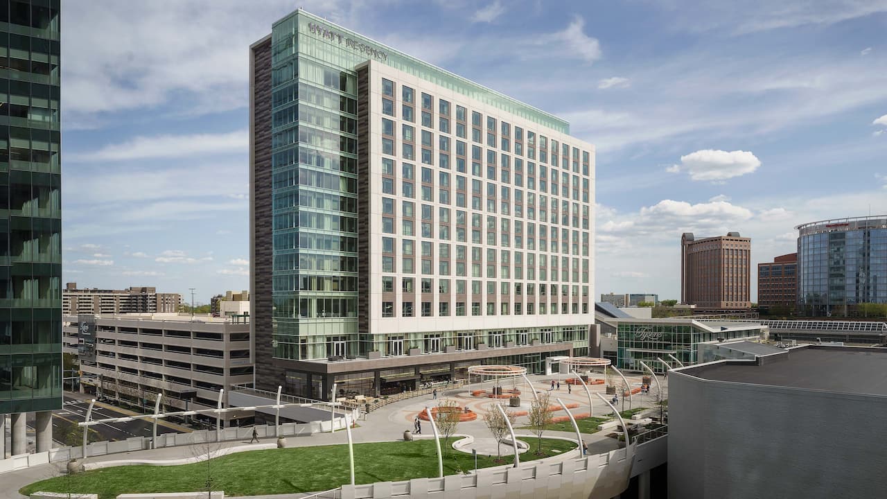 Virtual Tour at Hyatt Regency Tysons Corner Center