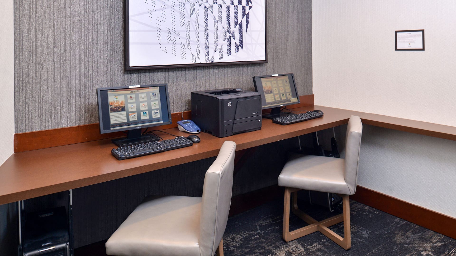 Hyatt Place Garden City Business Center