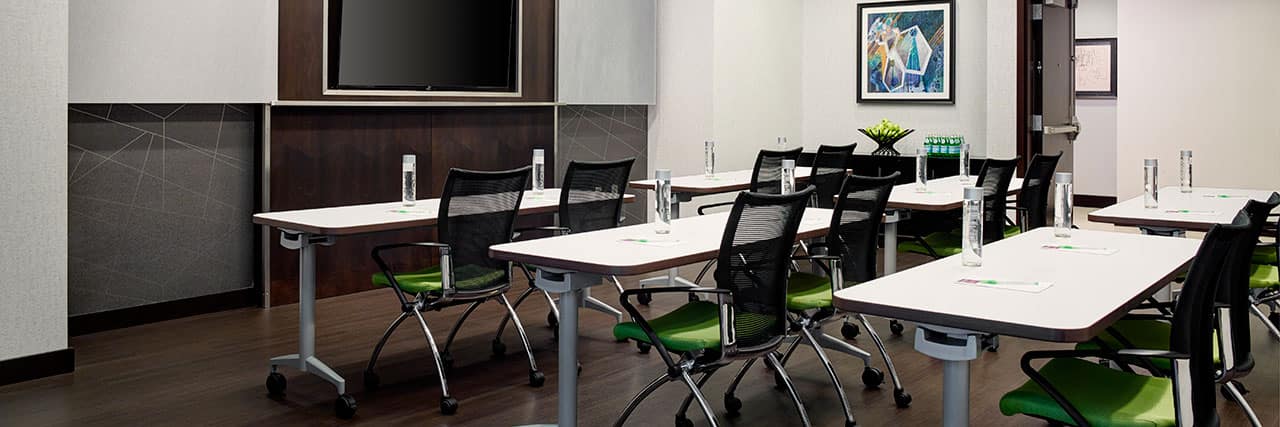 Hyatt Place Arlington/Courthouse Plaza Meeting Place Classroom Front