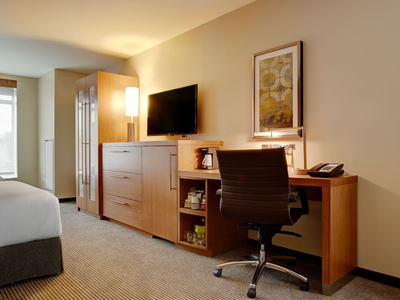 Guest Room Desk