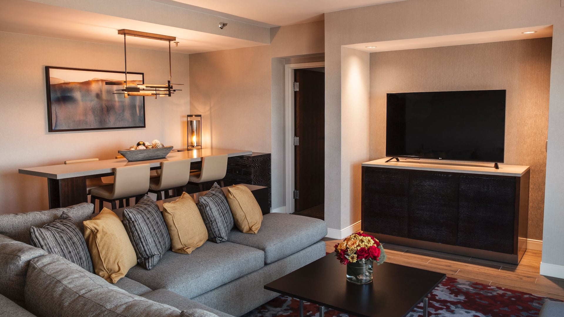 3 de 4 Hyatt Regency Sacramento Suite 1342