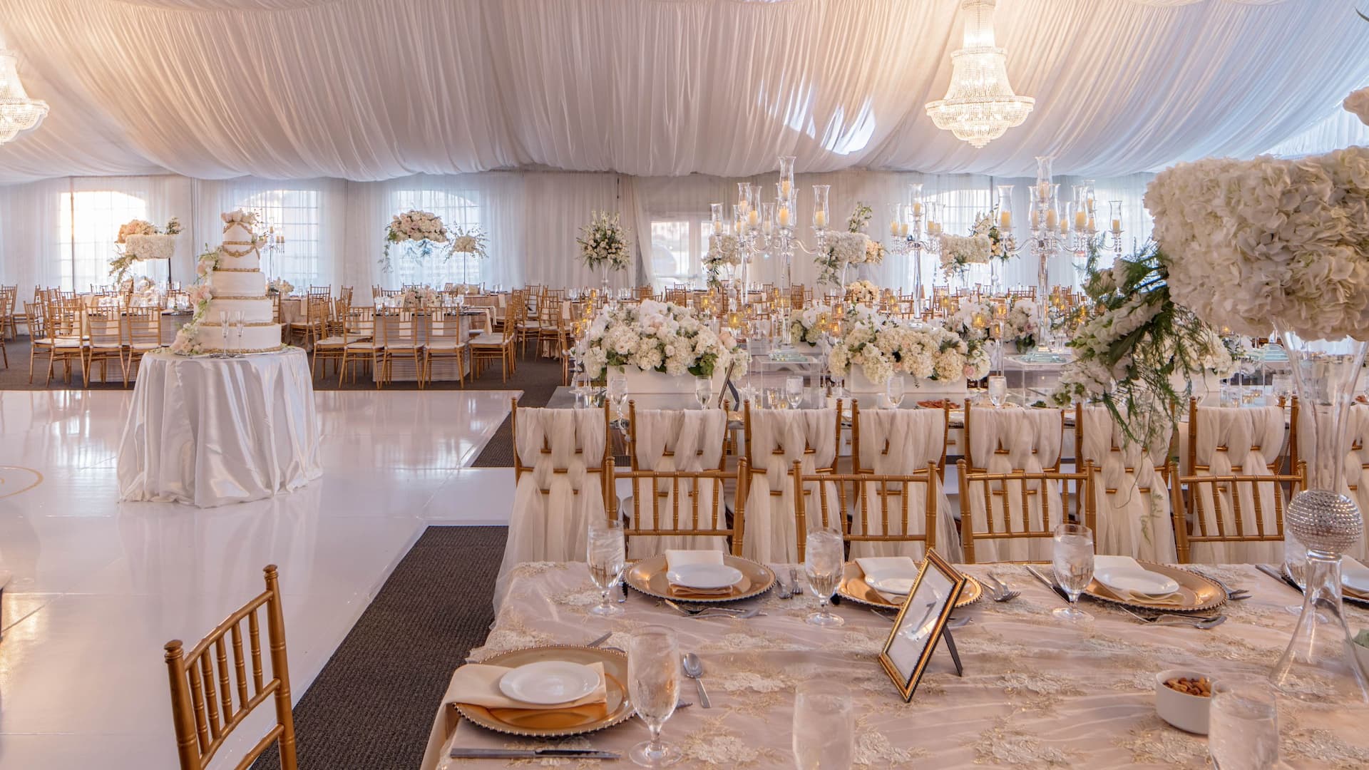 Hyatt Regency Mission Bay Spa and Marina Pavillion Wedding Dusk Tables