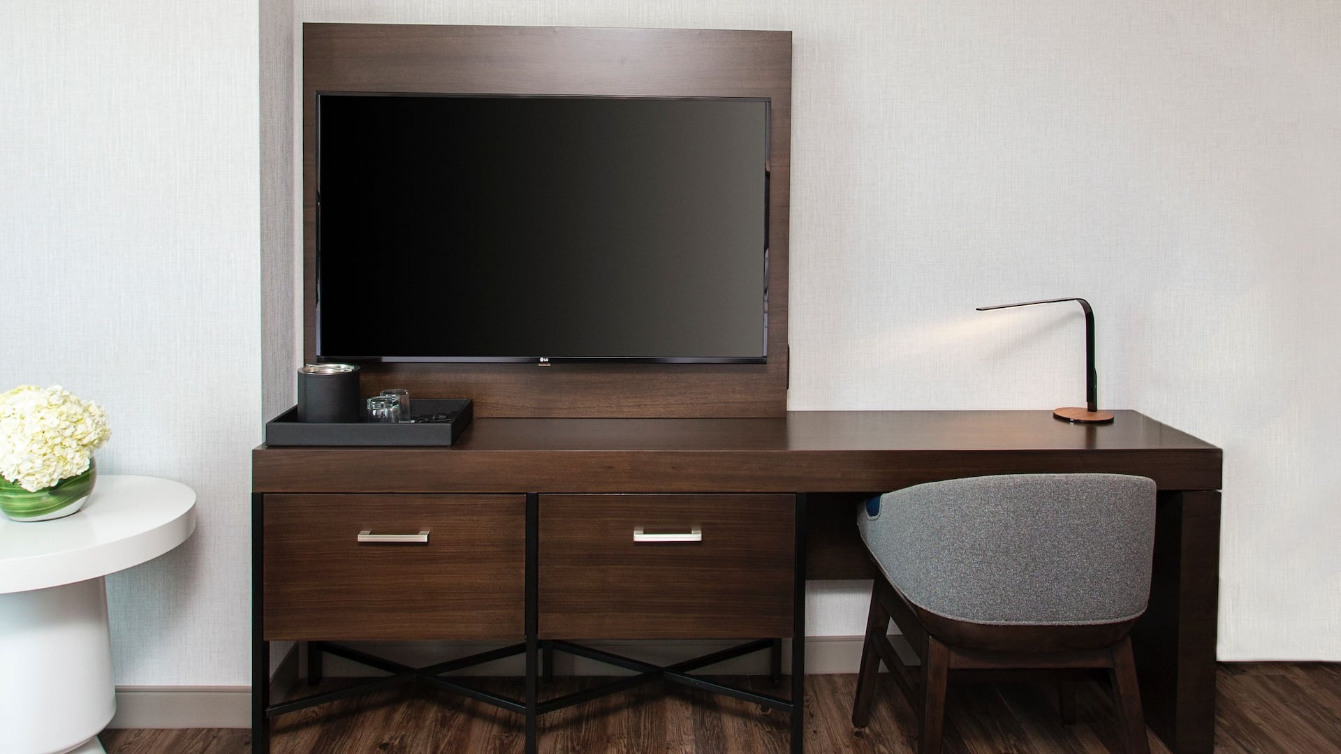 Hyatt Regency Rochester Guestroom Desk