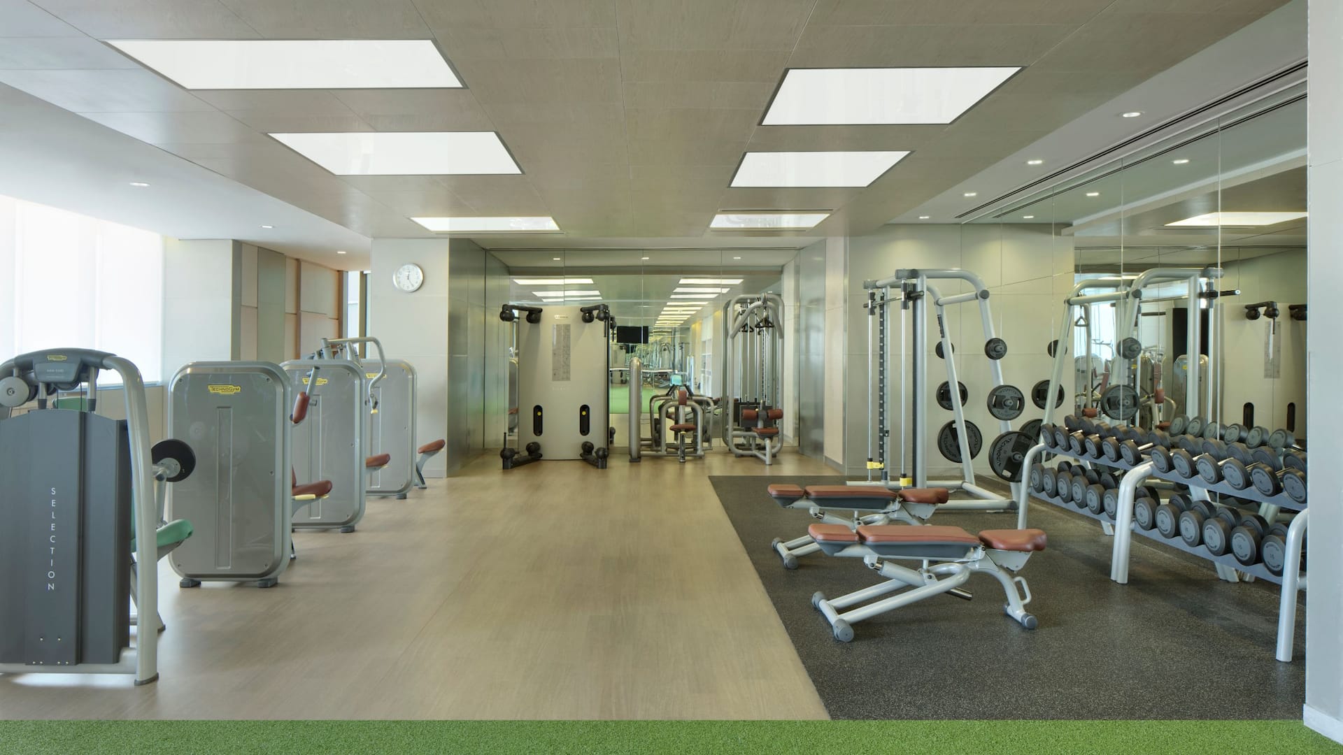 Hyatt Regency Dubai Creek Heights Nysa Gym