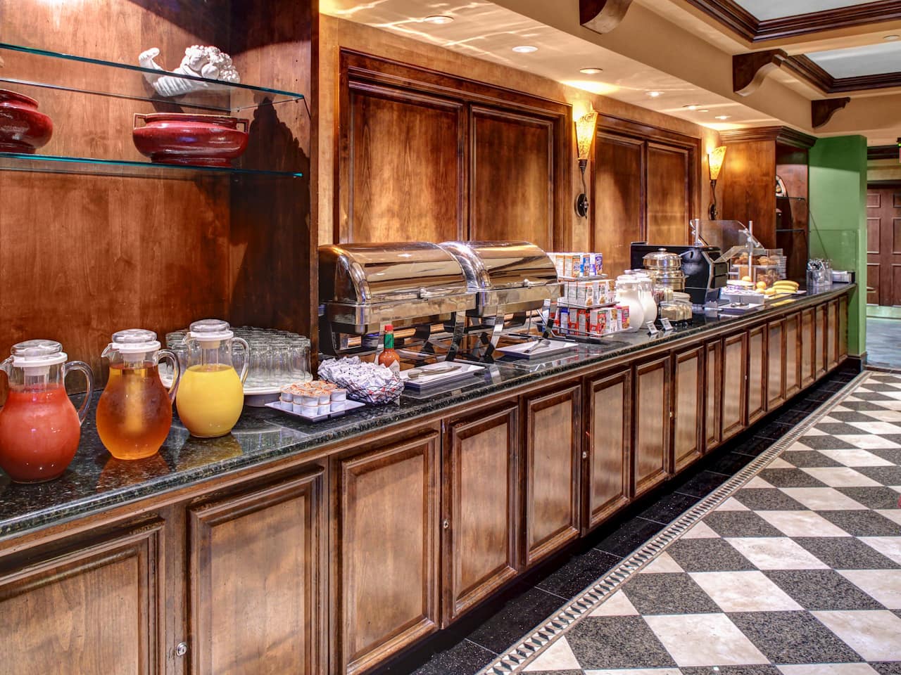 Breakfast Dining