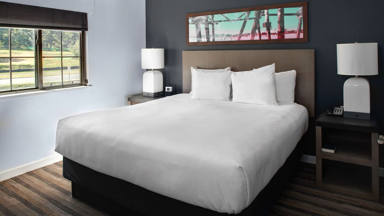 Hyatt House King bed