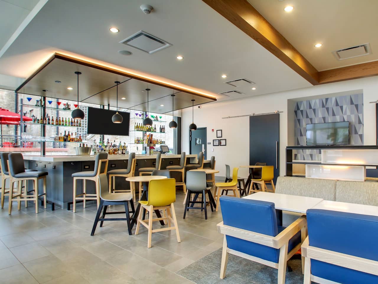 Hyatt House HBar Lounge