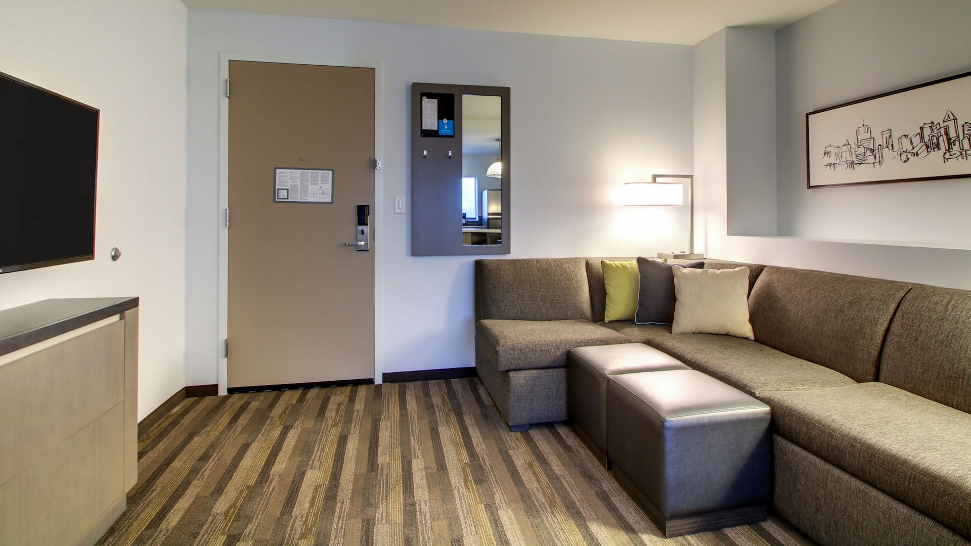 Hyatt House Chicago/Evanston One Bedroom Entrance