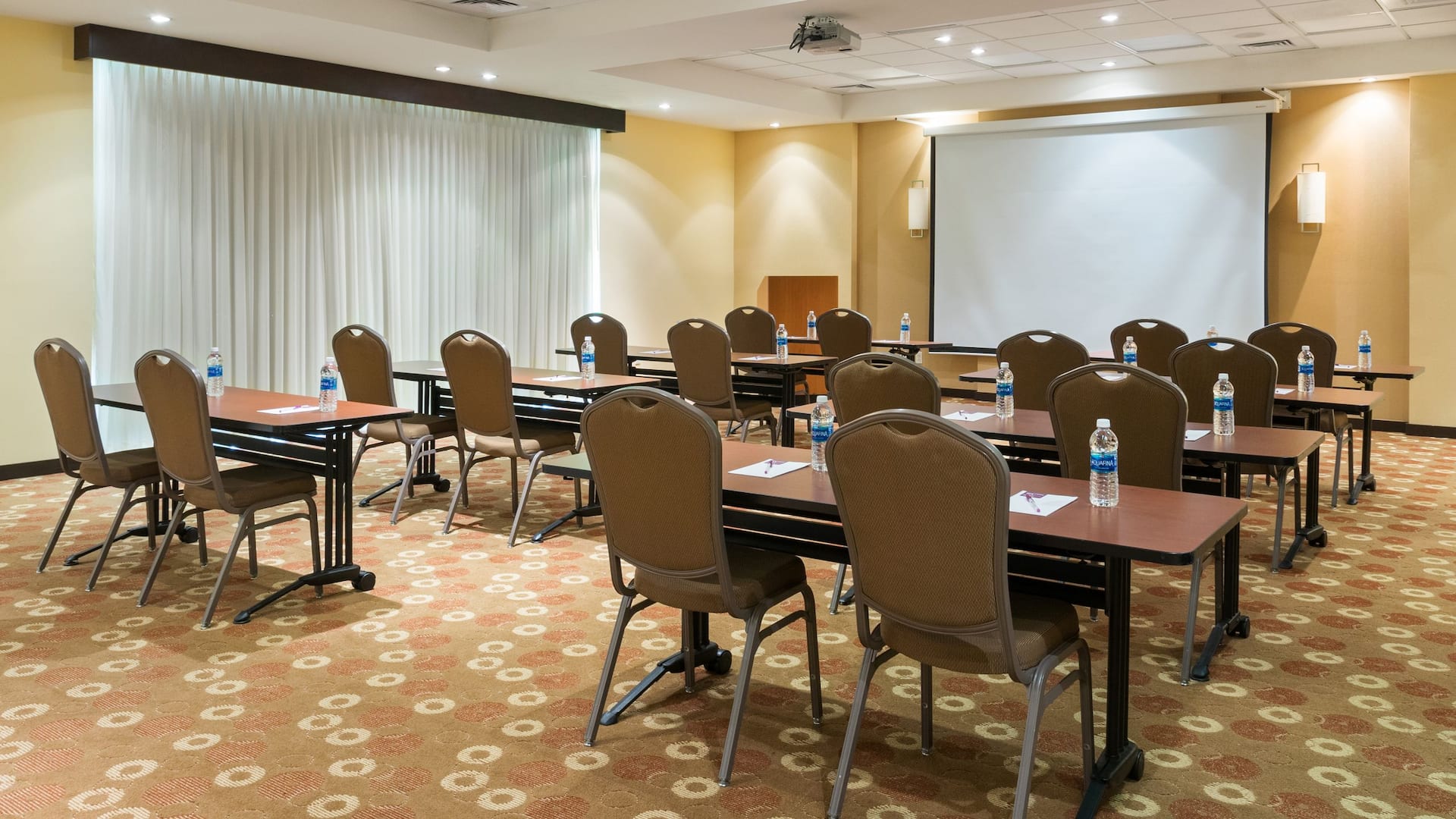 Hyatt Place Coconut Point Classroom
