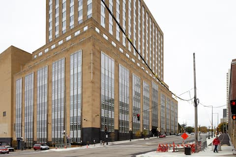 Hotel Photos | Hyatt Place St. Paul/Downtown