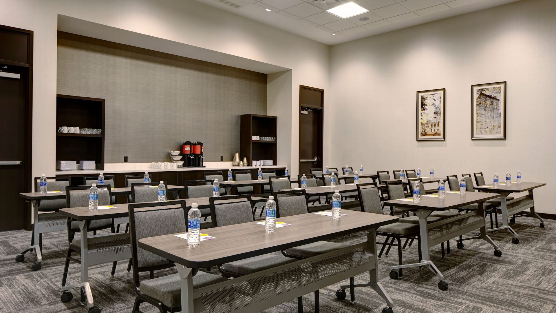Hyatt Place St. Paul/Downtown Meeting Room Classroom Setup