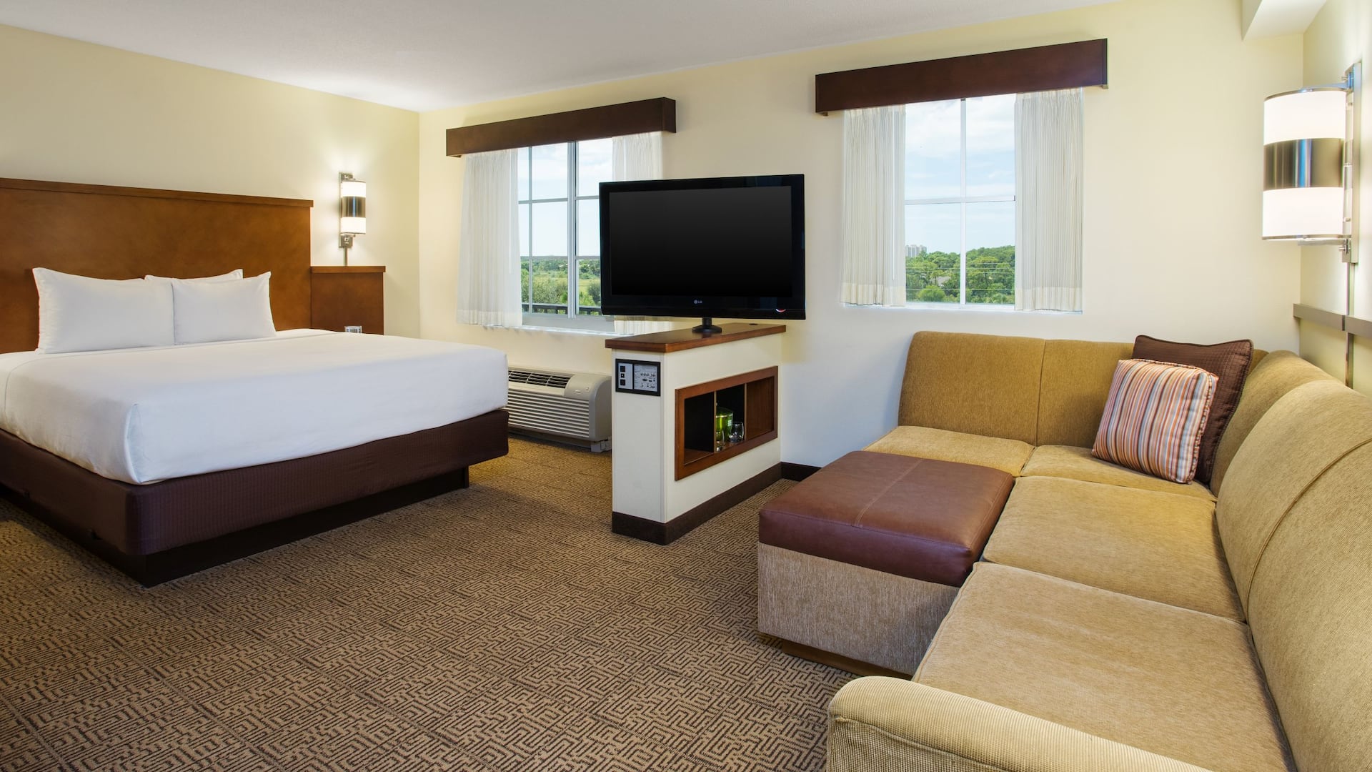 Hyatt Place Coconut Point King