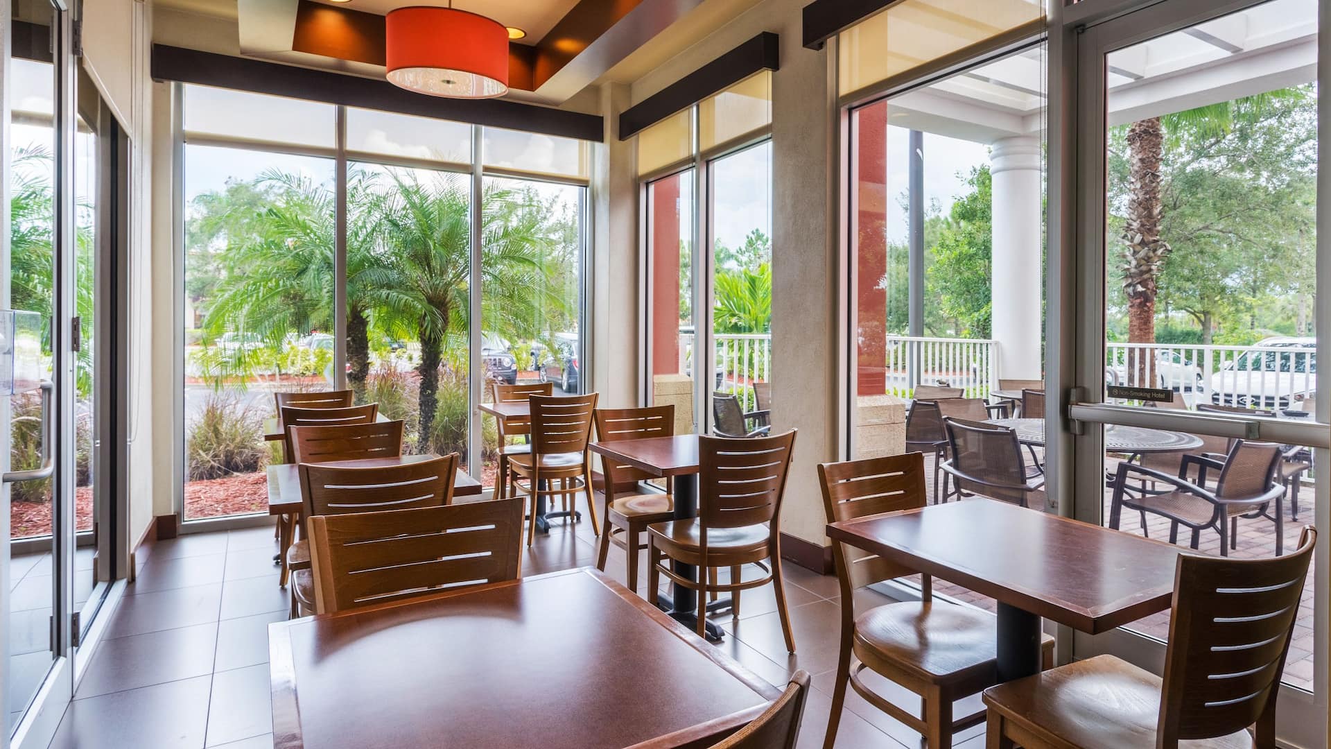Hyatt Place Coconut Point Sunroom