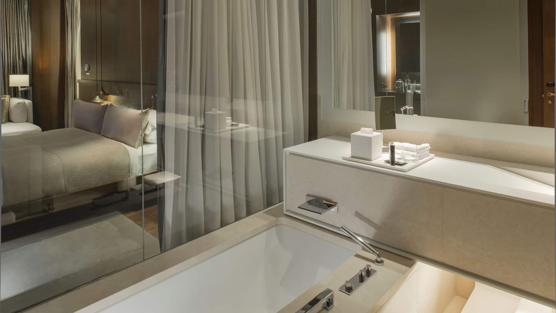 1 / 2 Hyatt Centric Levent Istanbul Deluxe Room
