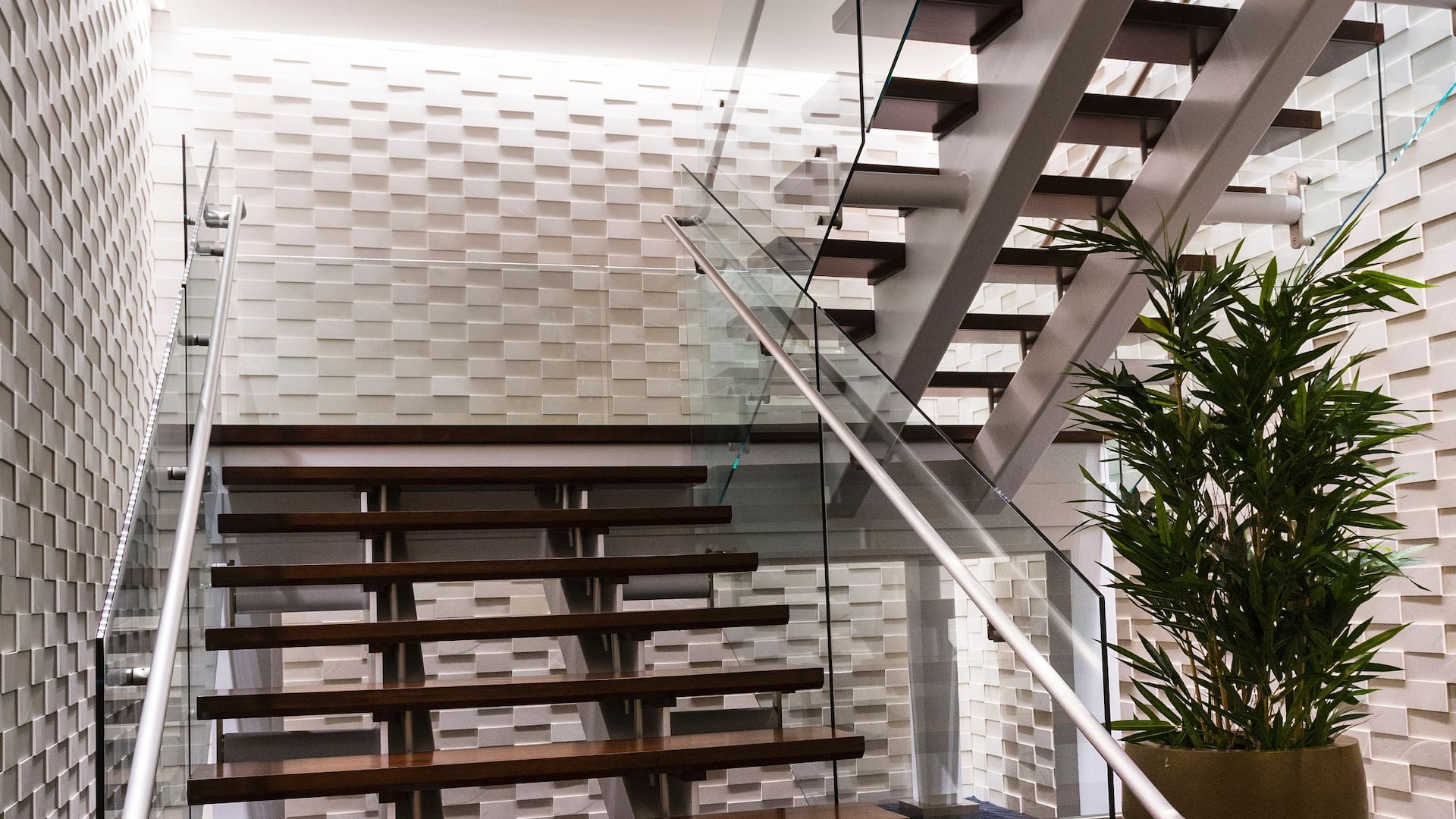 Hyatt Place Washington DC/US Capitol Stairwell