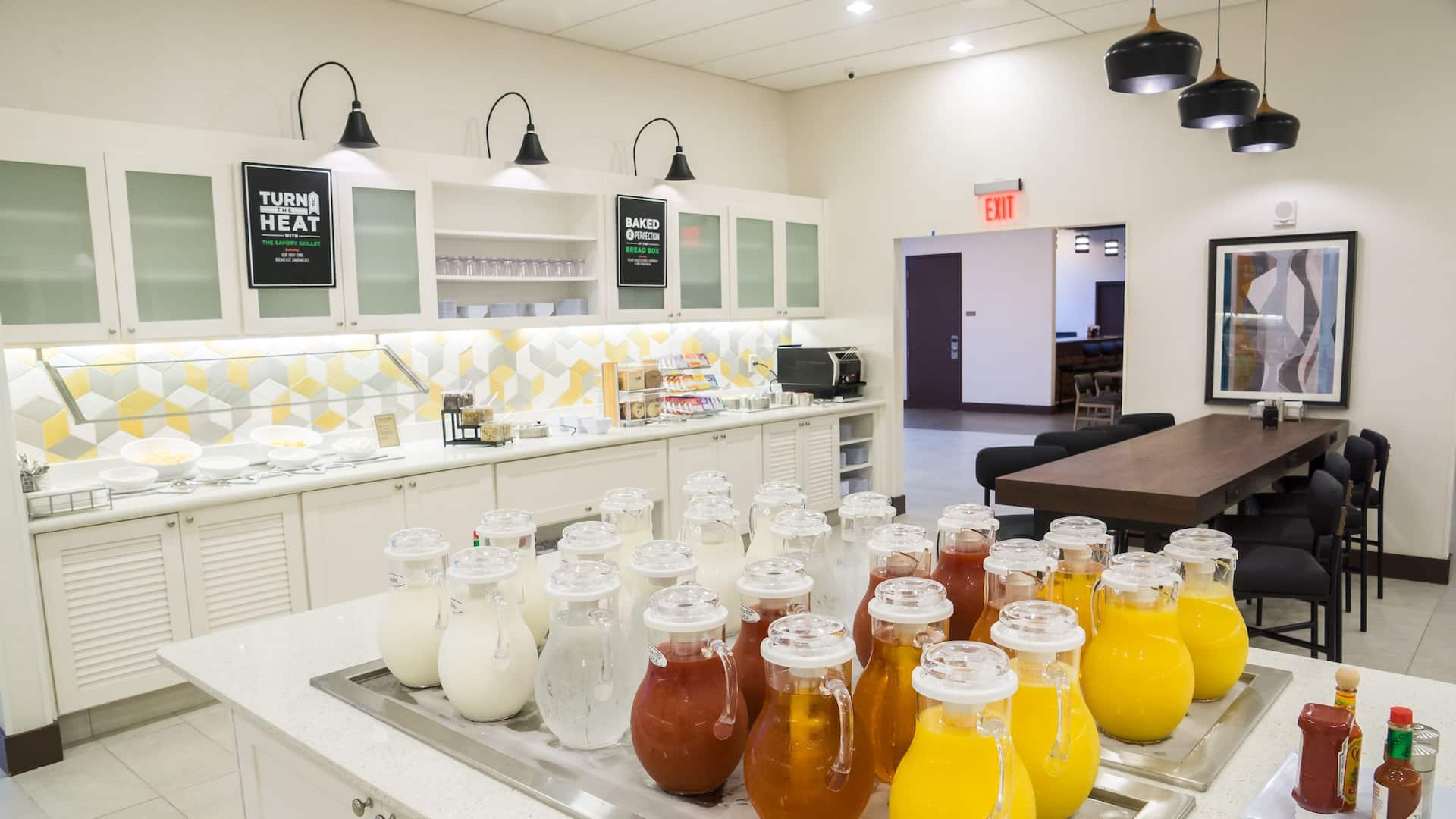 Hyatt Place Orlando/Lake Buena Vista Gallery Kitchen with Juice