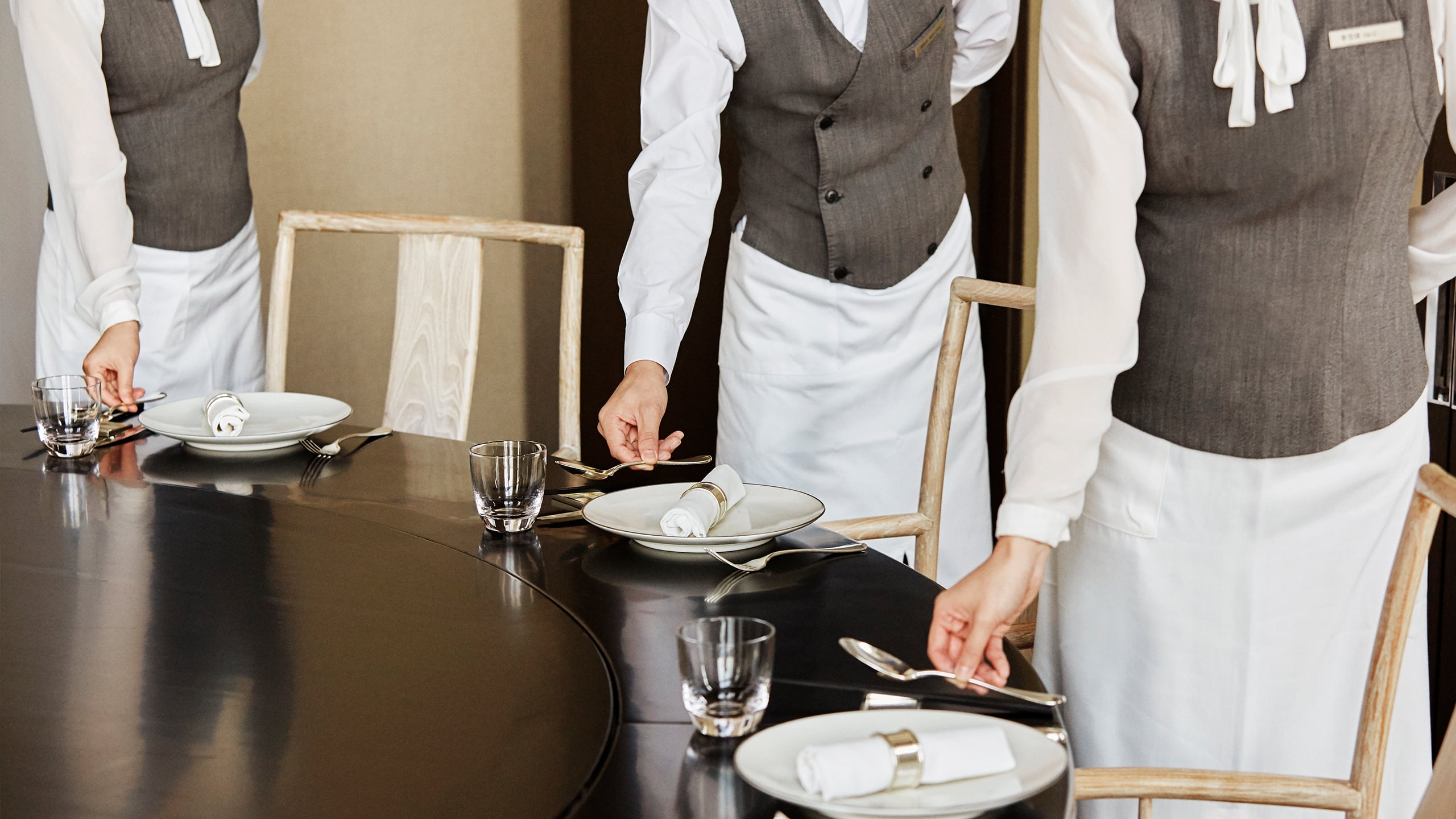 GlobalWorld of Hyatt Colleagues In Action Servers