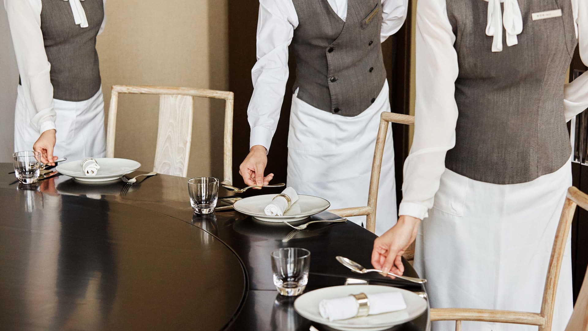 Grand Wuji Hotel Dining