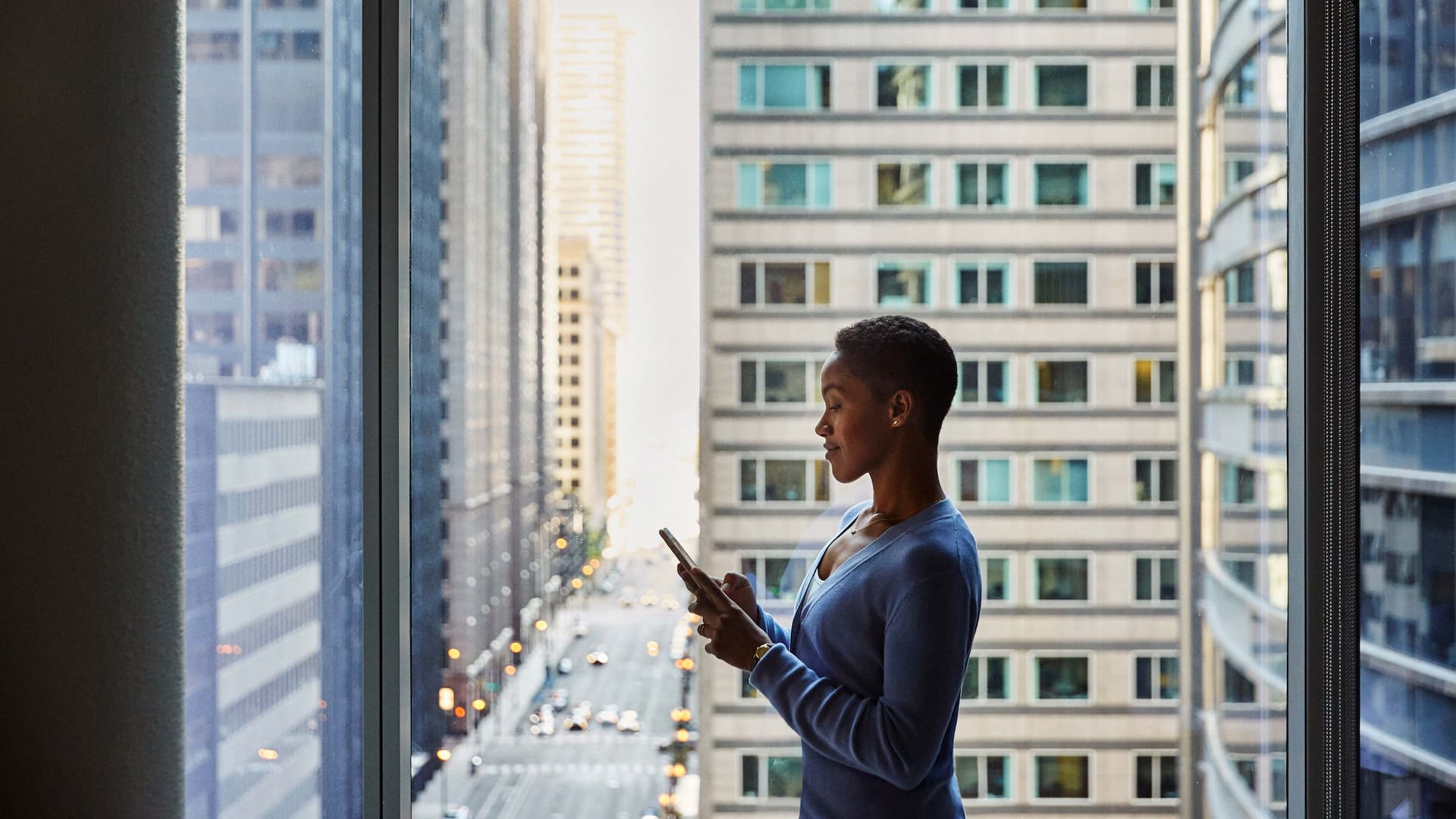 GlobalWorld of Hyatt Lifestyle Business Woman City