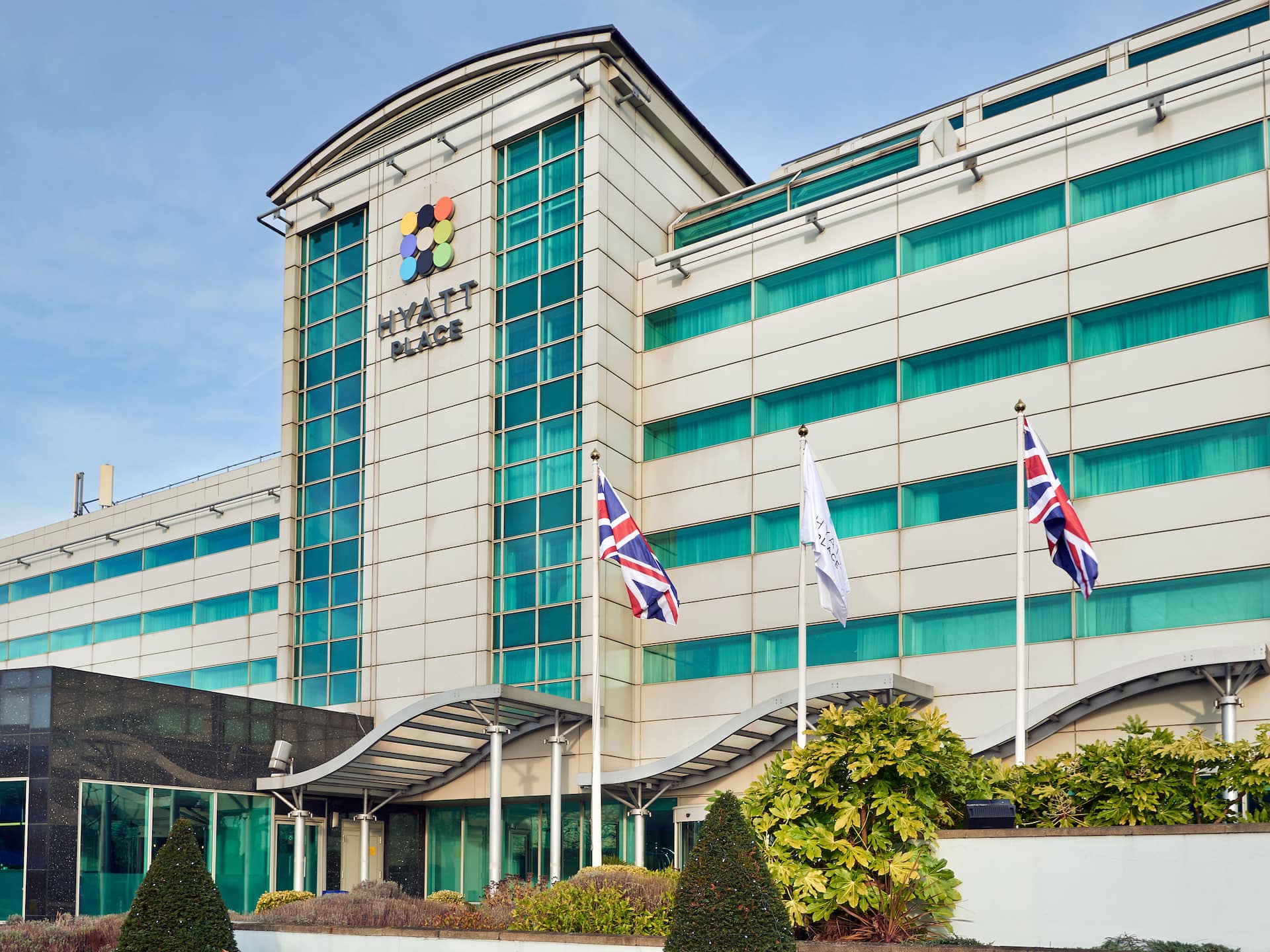 Hyatt Place London Heathrow Airport Exterior Day Portrait