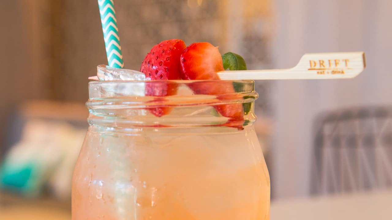 beverage at a la jolla hotel in california
